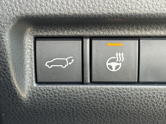 ハリアーハイブリッド Ｚ　レザーパッケージ　ＪＢＬスピーカー　１２．３型ナビＴＶ　パノラミックビューモニター　黒革　シートヒーター・クーラー　ブラインドスポットモニター　クリアランスソナー　ヘッドアップディスプレイ　電動リアゲート　ＬＥＤヘッド（16枚目）