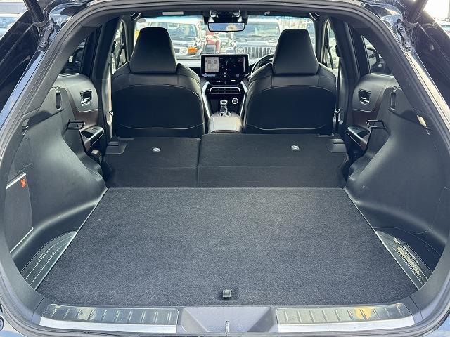 ハリアーハイブリッド Ｚ　レザーパッケージ　ＪＢＬスピーカー　１２．３型ナビＴＶ　パノラミックビューモニター　黒革　シートヒーター・クーラー　ブラインドスポットモニター　クリアランスソナー　ヘッドアップディスプレイ　電動リアゲート　ＬＥＤヘッド（17枚目）