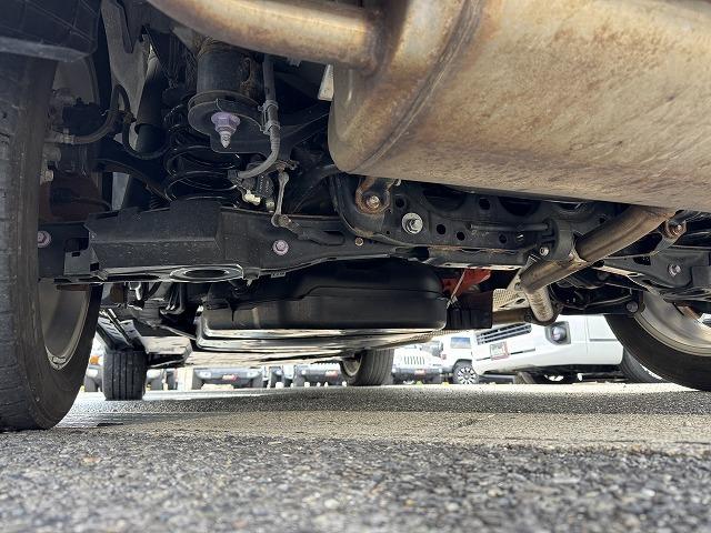 ハリアーハイブリッド Ｚ　レザーパッケージ　ＪＢＬスピーカー　１２．３型ナビＴＶ　パノラミックビューモニター　黒革　シートヒーター・クーラー　ブラインドスポットモニター　クリアランスソナー　ヘッドアップディスプレイ　電動リアゲート　ＬＥＤヘッド（33枚目）