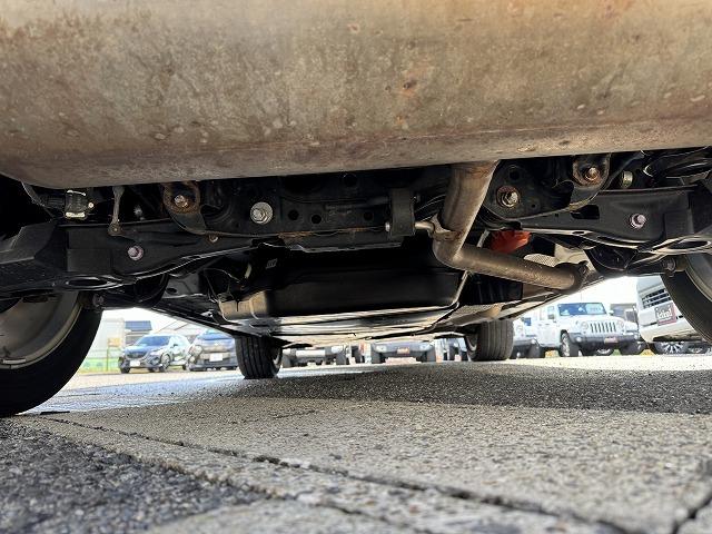 ハリアーハイブリッド Ｚ　レザーパッケージ　ＪＢＬスピーカー　１２．３型ナビＴＶ　パノラミックビューモニター　黒革　シートヒーター・クーラー　ブラインドスポットモニター　クリアランスソナー　ヘッドアップディスプレイ　電動リアゲート　ＬＥＤヘッド（34枚目）