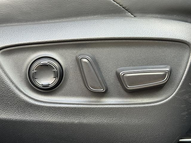 ハリアーハイブリッド Ｚ　レザーパッケージ　ＪＢＬスピーカー　１２．３型ナビＴＶ　パノラミックビューモニター　黒革　シートヒーター・クーラー　ブラインドスポットモニター　クリアランスソナー　ヘッドアップディスプレイ　電動リアゲート　ＬＥＤヘッド（50枚目）