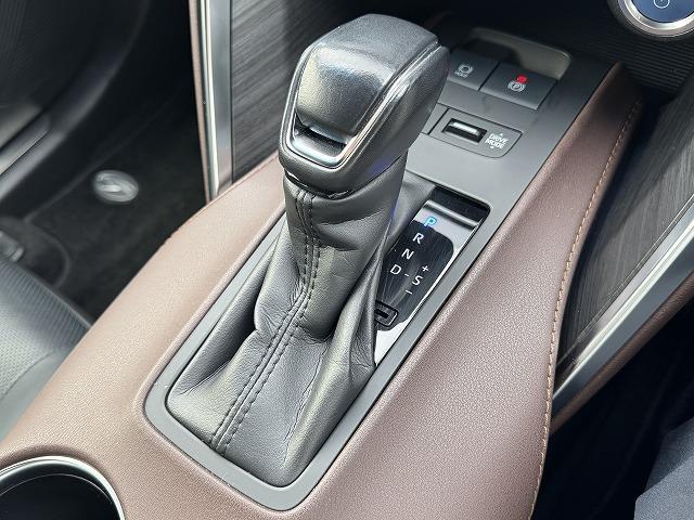 ハリアーハイブリッド Ｚ　レザーパッケージ　ＪＢＬスピーカー　１２．３型ナビＴＶ　パノラミックビューモニター　黒革　シートヒーター・クーラー　ブラインドスポットモニター　クリアランスソナー　ヘッドアップディスプレイ　電動リアゲート　ＬＥＤヘッド（60枚目）