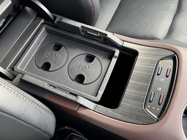 ハリアーハイブリッド Ｚ　レザーパッケージ　ＪＢＬスピーカー　１２．３型ナビＴＶ　パノラミックビューモニター　黒革　シートヒーター・クーラー　ブラインドスポットモニター　クリアランスソナー　ヘッドアップディスプレイ　電動リアゲート　ＬＥＤヘッド（61枚目）