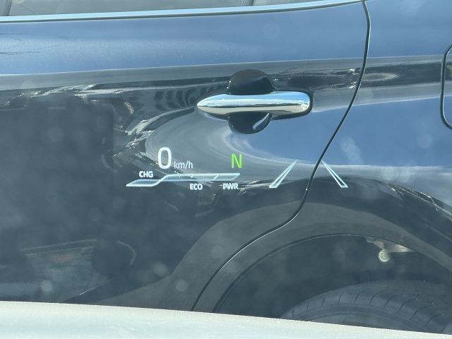 ハリアーハイブリッド Ｚ　モデリスタエアロ　ＪＢＬスピーカー　１２．３型ナビＴＶ　レーダークルーズコントロール　ブラインドスポットモニター　クリアランスソナー　ヘッドアップディスプレイ　電動リアゲート　デジタルインナーミラー（10枚目）