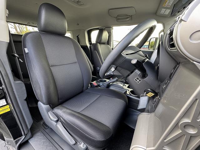 FJクルーザー ベースグレード ROCKKELLY18インチアルミホイール デジタルインナーミラー 純正ナビTV クリアランスソナー バックカメラ Bluetooth接続 サイドステップ ステアリングスイッチ ETC キーレスキー(6枚目)