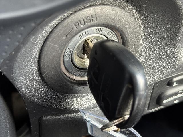 FJクルーザー ベースグレード ROCKKELLY18インチアルミホイール デジタルインナーミラー 純正ナビTV クリアランスソナー バックカメラ Bluetooth接続 サイドステップ ステアリングスイッチ ETC キーレスキー(12枚目)