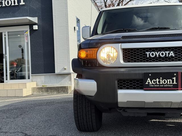 FJクルーザー ベースグレード ROCKKELLY18インチアルミホイール デジタルインナーミラー 純正ナビTV クリアランスソナー バックカメラ Bluetooth接続 サイドステップ ステアリングスイッチ ETC キーレスキー(53枚目)