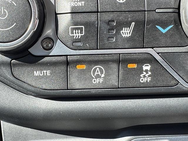 ジープ・ラングラーアンリミテッド サハラ　ＡｐｐｌｅＣａｒＰｌａｙ　ＡＬＰＩＮＥスピーカー　レーダークルーズコントロール　ブラインドスポットモニター　クリアランスソナー　革シート　シートヒーター　フロント・サイド・バックカメラ　ＡＣ１００Ｖ（59枚目）