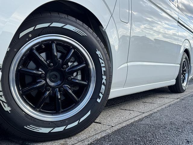 ハイエースバン セーフティセンス ベットキット フルエアロ VALENTIテール FEGGARIボンネットグリル ESSEX16インチアルミ 社外専用ナビTV 両側電動スライド フリップダウンモニター ローダウン(28枚目)