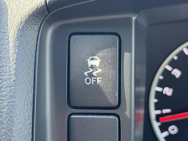 ハイエースバン セーフティセンス ベットキット フルエアロ VALENTIテール FEGGARIボンネットグリル ESSEX16インチアルミ 社外専用ナビTV 両側電動スライド フリップダウンモニター ローダウン(57枚目)