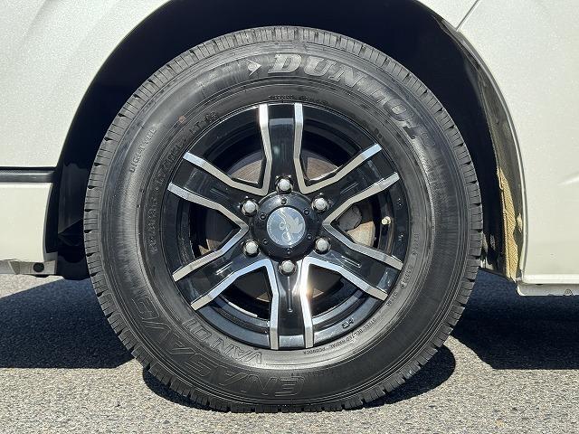 ハイエースバン ロングスーパーGL 社外9型フローティングナビTV ベットキット バックカメラ 両側電動スライドドア AC100V電源 社外テール Wエアバック 社外15インチアルミ HIDヘッド オートライト オートエアコン ETC(29枚目)