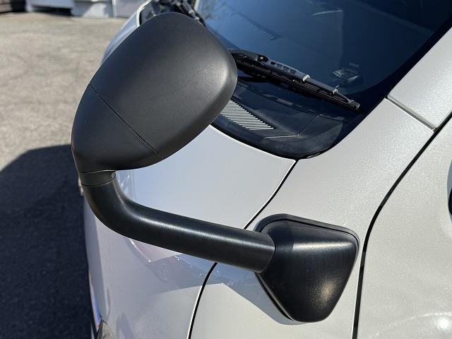 ハイエースバン ロングスーパーGL 社外9型フローティングナビTV ベットキット バックカメラ 両側電動スライドドア AC100V電源 社外テール Wエアバック 社外15インチアルミ HIDヘッド オートライト オートエアコン ETC(36枚目)