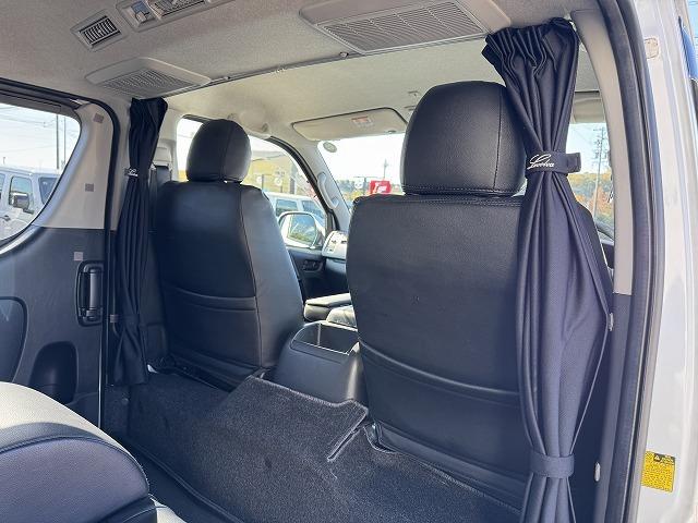 ハイエースバン ロングスーパーGL 社外9型フローティングナビTV ベットキット バックカメラ 両側電動スライドドア AC100V電源 社外テール Wエアバック 社外15インチアルミ HIDヘッド オートライト オートエアコン ETC(41枚目)