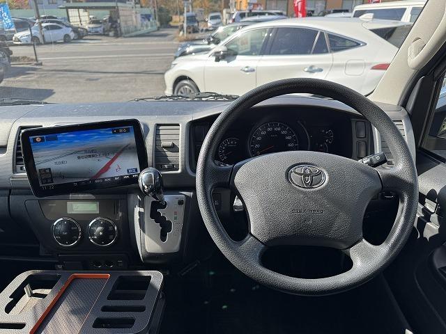 ハイエースバン ロングスーパーGL 社外9型フローティングナビTV ベットキット バックカメラ 両側電動スライドドア AC100V電源 社外テール Wエアバック 社外15インチアルミ HIDヘッド オートライト オートエアコン ETC(44枚目)