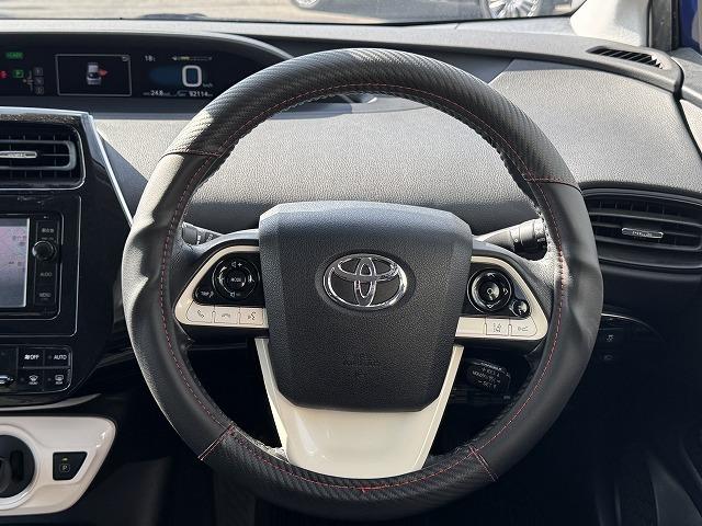 プリウス S トヨタセーフティセンス レーダークルーズコントロール デジタルインナーミラー 純正ナビ LEDヘッド オートマチックハイビーム ステアリングスイッチ スマートキー 純正15インチアルミ ETC(12枚目)