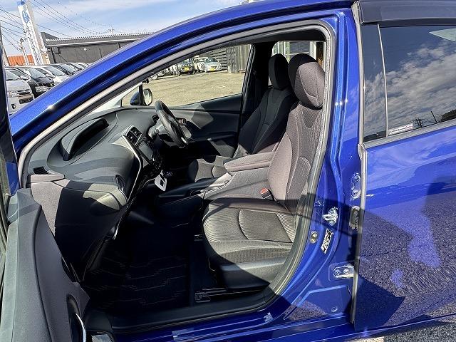 プリウス S トヨタセーフティセンス レーダークルーズコントロール デジタルインナーミラー 純正ナビ LEDヘッド オートマチックハイビーム ステアリングスイッチ スマートキー 純正15インチアルミ ETC(44枚目)