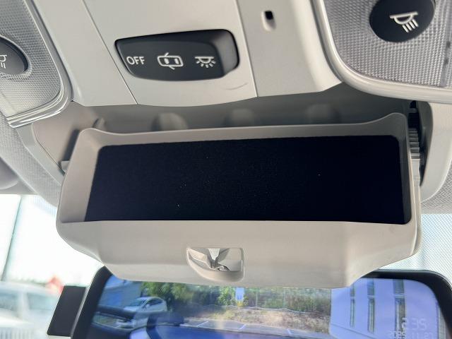 プリウス S トヨタセーフティセンス レーダークルーズコントロール デジタルインナーミラー 純正ナビ LEDヘッド オートマチックハイビーム ステアリングスイッチ スマートキー 純正15インチアルミ ETC(50枚目)