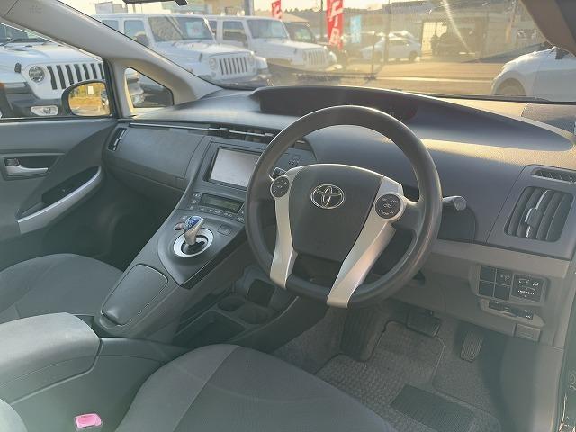 プリウス S 純正ナビTV バックカメラ スマートキー プッシュスタート ヘッドライトレベライザー ETC Bluetooth接続 CD/DVD再生 ステアリングスイッチ 純正15インチアルミ プロジェクターヘッド(39枚目)