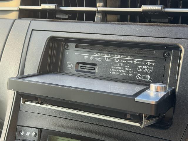 プリウス S 純正ナビTV バックカメラ スマートキー プッシュスタート ヘッドライトレベライザー ETC Bluetooth接続 CD/DVD再生 ステアリングスイッチ 純正15インチアルミ プロジェクターヘッド(45枚目)