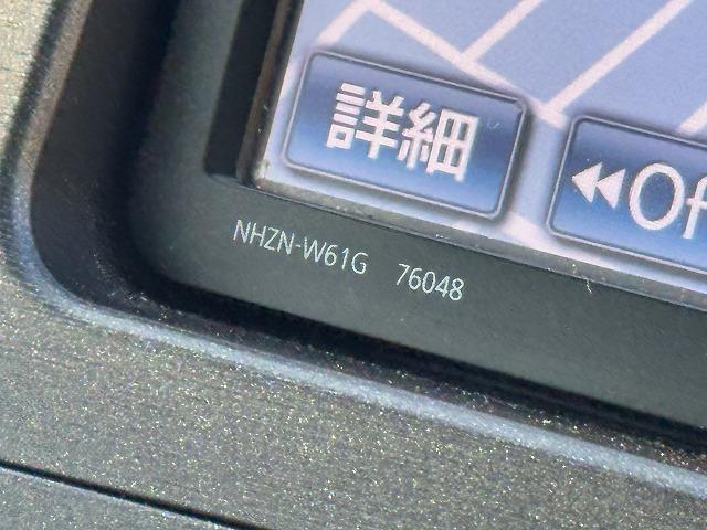 プリウス S 純正ナビTV バックカメラ スマートキー プッシュスタート ヘッドライトレベライザー ETC Bluetooth接続 CD/DVD再生 ステアリングスイッチ 純正15インチアルミ プロジェクターヘッド(46枚目)