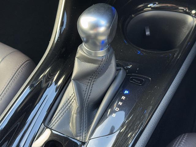 C-HR G モデリスタエアロ 衝突軽減S 9型ナビTV レーダークルーズコントロール クリアランスソナー ブラインドスポットモニター 電動パーキング LEDヘッド オートマチックハイビーム フロント・バックカメラ(55枚目)