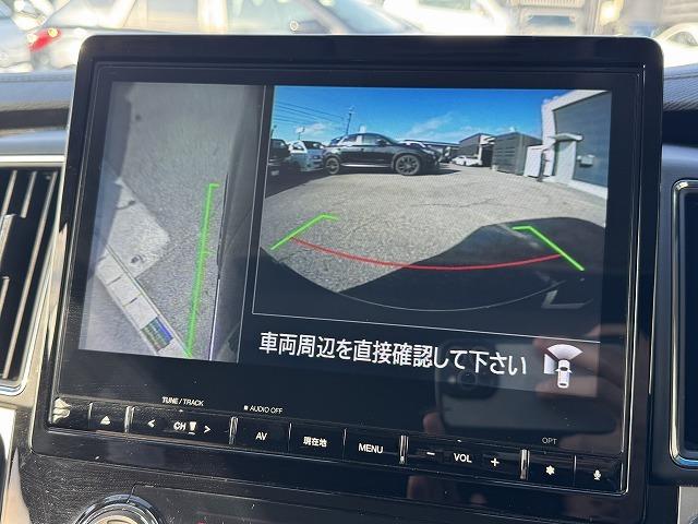 デリカＤ：５ Ｐ　衝突軽減Ｓ　１０．１型ナビＴＶ　電動サイドステップ　７人乗り　全周囲カメラ　両側電動スライド　レーダークルーズコントロール　ブラインドスポットモニター　１００Ｖ電源　シートヒーター　電動リアゲート（50枚目）