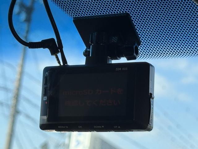 デリカＤ：５ Ｐ　衝突軽減Ｓ　１０．１型ナビＴＶ　電動サイドステップ　７人乗り　全周囲カメラ　両側電動スライド　レーダークルーズコントロール　ブラインドスポットモニター　１００Ｖ電源　シートヒーター　電動リアゲート（66枚目）