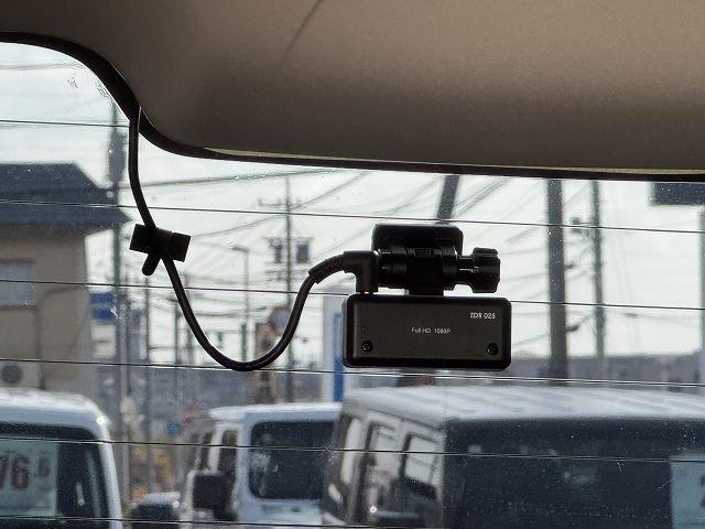 デリカＤ：５ Ｐ　衝突軽減Ｓ　１０．１型ナビＴＶ　電動サイドステップ　７人乗り　全周囲カメラ　両側電動スライド　レーダークルーズコントロール　ブラインドスポットモニター　１００Ｖ電源　シートヒーター　電動リアゲート（75枚目）