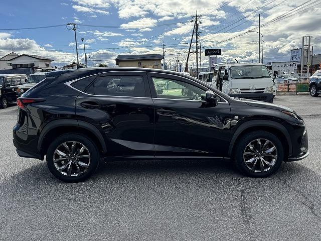 ＮＸ ＮＸ３００　Ｆスポーツ　衝突軽減Ｓ　１０．３型ナビＴＶ　パノラミックビューモニター　３眼ＬＥＤヘッド　レーダークルーズ　ブラインドスポットモニター　クリアランスソナー　電動リアゲート　黒革　シートヒーター・クーラー　ＥＴＣ（23枚目）