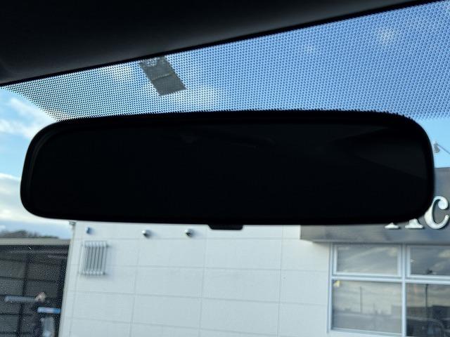 レジアスエースバン スーパーＧＬ　ダークプライム　両側電動スライドドア　ＡＣ１００Ｖ電源　ＬＥＤヘッド　ハーフレザーシート　スマートキー　プッシュスタート　社外テール　ステアリングスイッチ　Ｗエアバック　オートライト　革巻きウッドコンビステアリング（47枚目）