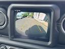 【カラーバックモニター】を装備しております。リアの映像がカラーで映し出されますので日々の駐車も安心安全です。