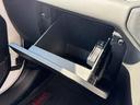 サハラ　ＡｐｐｌｅＣａｒＰｌａｙ　ＡＬＰＩＮＥスピーカー　レーダークルーズコントロール　ブラインドスポットモニター　クリアランスソナー　革シート　シートヒーター　フロント・サイド・バックカメラ　ＡＣ１００Ｖ（66枚目）