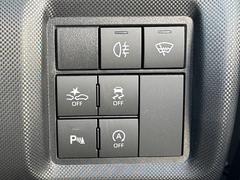 �ڥ��ꥢ��󥹥��ʡ��۾㳲ʪ�Ȥ��ܶ���Υ�򲻤�ǥ����ץ쥤���Ƿٹ𤷤ޤ����Դ������֤��������ޤ��� 5