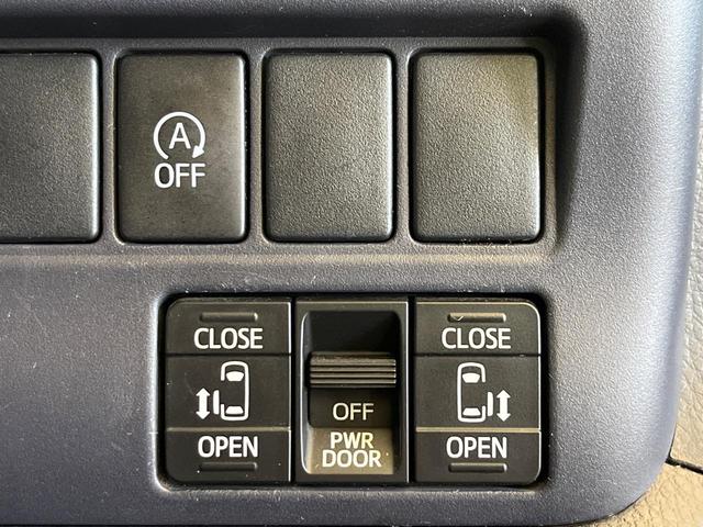ノア Ｘ　禁煙車　純正ナビ　バックカメラ　両側パワスラ　スマートキー　ＬＥＤヘッドライト　ＥＴＣ　オートライト　オートエアコン　Ｂｌｕｅｔｏｏｔｈ　ＣＤ（5枚目）