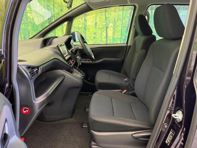 ノア Ｘ　禁煙車　純正ナビ　バックカメラ　両側パワスラ　スマートキー　ＬＥＤヘッドライト　ＥＴＣ　オートライト　オートエアコン　Ｂｌｕｅｔｏｏｔｈ　ＣＤ（36枚目）