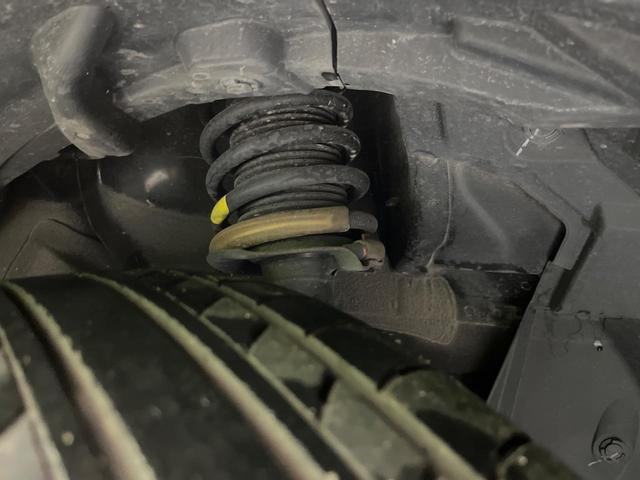 キックス Ｘ　ツートーンインテリアエディション　禁煙車　純正９型ナビ　バックカメラ　衝突被害軽減システム　プロパイロット　フルセグＴＶ　Ｂｌｕｅｔｏｏｔｈ　ハーフレザーシート　コーナーセンサー　スマートキー　ＬＥＤヘッドライト　ＥＴＣ　オートライト（20枚目）