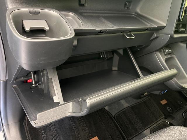シエンタ Ｚ　禁煙車　純正１０型ＤＡ　全周囲カメラ　両側パワスラ　衝突被害軽減システム　フルセグＴＶ　Ｂｌｕｅｔｏｏｔｈ　ＬＥＤヘッドライト　ＥＴＣ　オートライト　オートエアコン　Ｂｌｕｅｔｏｏｔｈ（47枚目）