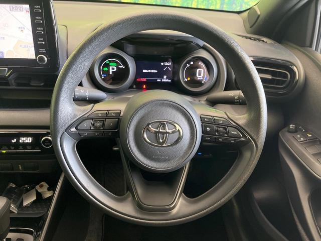 ヤリス ハイブリッドＧ　禁煙車　純正ＤＡ　バックカメラ　衝突被害軽減システム　レーダークルーズ　Ｂｌｕｅｔｏｏｔｈ　ＢＳＭ　ドラレコ　スマートキー　ＥＴＣ　オートハイビーム　車線逸脱警報（11枚目）
