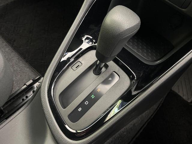 ヤリス ハイブリッドＧ　禁煙車　純正ＤＡ　バックカメラ　衝突被害軽減システム　レーダークルーズ　Ｂｌｕｅｔｏｏｔｈ　ＢＳＭ　ドラレコ　スマートキー　ＥＴＣ　オートハイビーム　車線逸脱警報（25枚目）