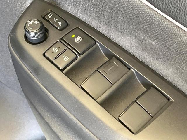 ヤリス ハイブリッドＧ　禁煙車　純正ＤＡ　バックカメラ　衝突被害軽減システム　レーダークルーズ　Ｂｌｕｅｔｏｏｔｈ　ＢＳＭ　ドラレコ　スマートキー　ＥＴＣ　オートハイビーム　車線逸脱警報（32枚目）