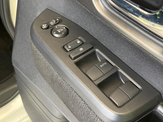 Ｎ－ＢＯＸカスタム ベースグレード　禁煙車　純正９型ナビ　バックカメラ　ＥＴＣ　ドラレコ　レーダークルーズ　衝突被害軽減ブレーキ　ＬＥＤヘッド　スマートキー　電動スライドドア　純正１４インチアルミ　Ｂｌｕｔｏｏｔｈ接続　コーナーセンサー（39枚目）
