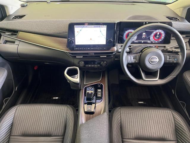 オーラ G レザーエディション 禁煙車 純正9型ナビ 全方囲カメラ BOSEサウンド ETC プロパイロット 黒革シート インテリジェントルームミラー 衝突被害軽減システム スマートキー 純正17インチアルミ LEDヘッド(2枚目)