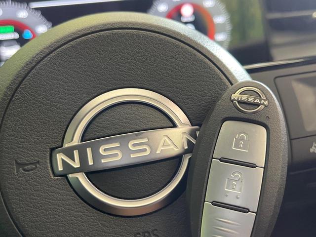 オーラ G レザーエディション 禁煙車 純正9型ナビ 全方囲カメラ BOSEサウンド ETC プロパイロット 黒革シート インテリジェントルームミラー 衝突被害軽減システム スマートキー 純正17インチアルミ LEDヘッド(7枚目)