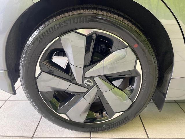 オーラ G レザーエディション 禁煙車 純正9型ナビ 全方囲カメラ BOSEサウンド ETC プロパイロット 黒革シート インテリジェントルームミラー 衝突被害軽減システム スマートキー 純正17インチアルミ LEDヘッド(13枚目)