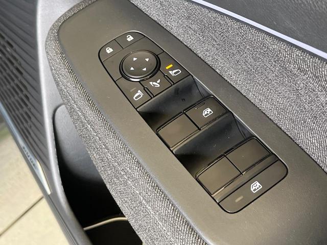 オーラ G レザーエディション 禁煙車 純正9型ナビ 全方囲カメラ BOSEサウンド ETC プロパイロット 黒革シート インテリジェントルームミラー 衝突被害軽減システム スマートキー 純正17インチアルミ LEDヘッド(43枚目)