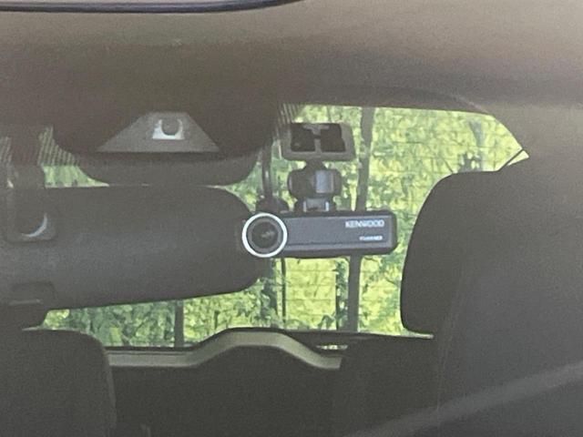 フリード G・ホンダセンシング 禁煙車 9型フローディングナビ フリップダウンモニター バックカメラ ETC フルセグTV スマートキー ホンダセンシング 両側電動スライドドア レーダークルーズ 純正15インチアルミ(39枚目)