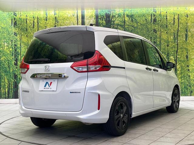 フリードハイブリッド ハイブリッド・Ｇブラックスタイル　禁煙車　ＳＤナビ　バックカメラ　ドラレコ　ＥＴＣ　Ｂｌｕｅｔｏｏｔｈ再生　シートヒーター（前席）　両側電動スライドドア　アダプティブクルーズ　ホンダセンシング　ＬＥＤヘッドライト　純正１５インチアルミ（18枚目）