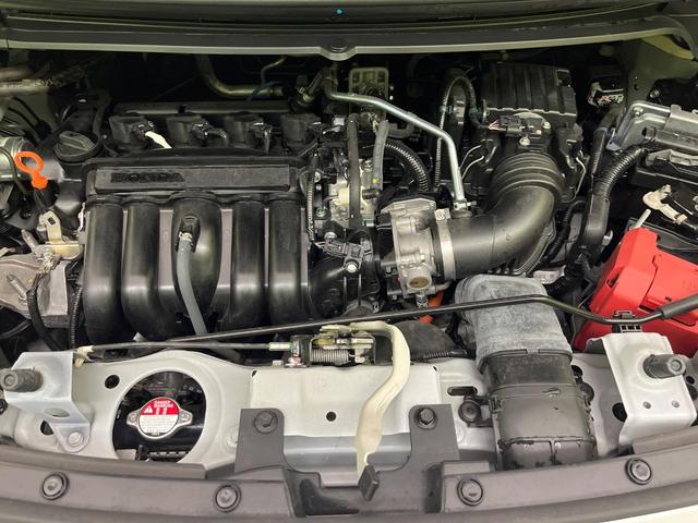 フリードハイブリッド ハイブリッド・Ｇブラックスタイル　禁煙車　ＳＤナビ　バックカメラ　ドラレコ　ＥＴＣ　Ｂｌｕｅｔｏｏｔｈ再生　シートヒーター（前席）　両側電動スライドドア　アダプティブクルーズ　ホンダセンシング　ＬＥＤヘッドライト　純正１５インチアルミ（19枚目）