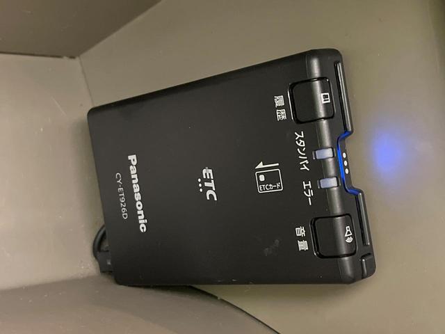 ムーヴ Ｘリミテッド　禁煙車　純正ＳＤナビ　バックカメラ　ドラレコ　ＥＴＣ　スマートキー　アイドリングストップ　オートエアコン　純正１４インチアルミ　ベンチシート　バニティミラー　衝突安全ボディ（6枚目）