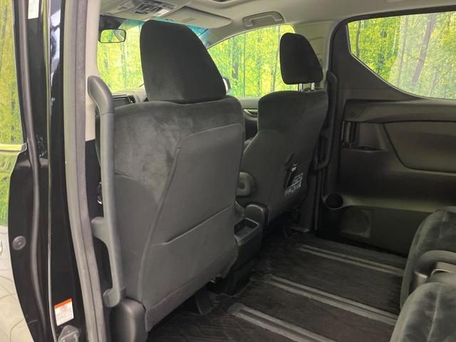 アルファード ２．５Ｓ　禁煙車　サンルーフ　後席モニター　純正９型ナビ　バックカメラ　両側パワスラ　衝突被害軽減システム　レーダークルーズ　フルセグＴＶ　Ｂｌｕｅｔｏｏｔｈ　コーナーセンサー　ＬＥＤヘッドライト　ＥＴＣ（44枚目）